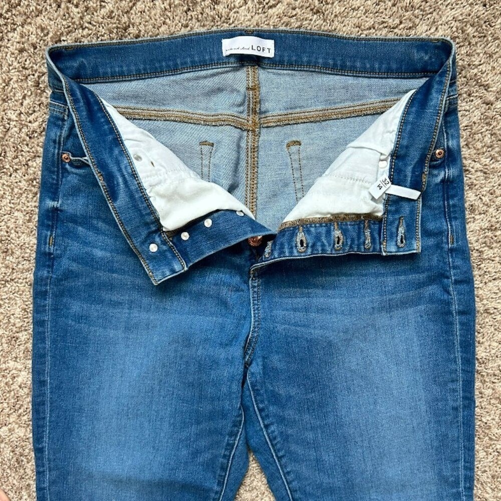 LOFT High Rise Button Fly Flare Cropped Jeans I Distressed Frayed Hem I Size 14 - Picture 5 of 11